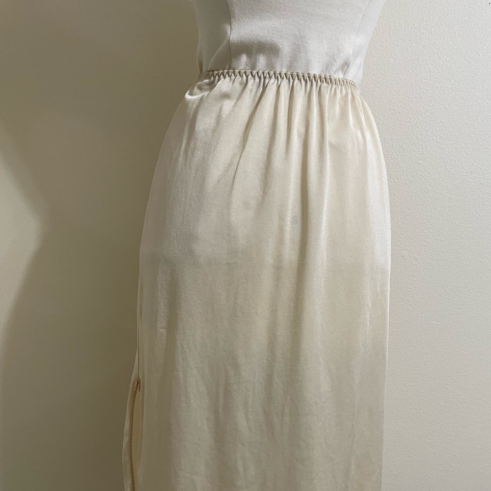 Vintage Women’s Cream Lace Trimmed Midi Half Slip Lingerie Foundation - Picture 5 of 11